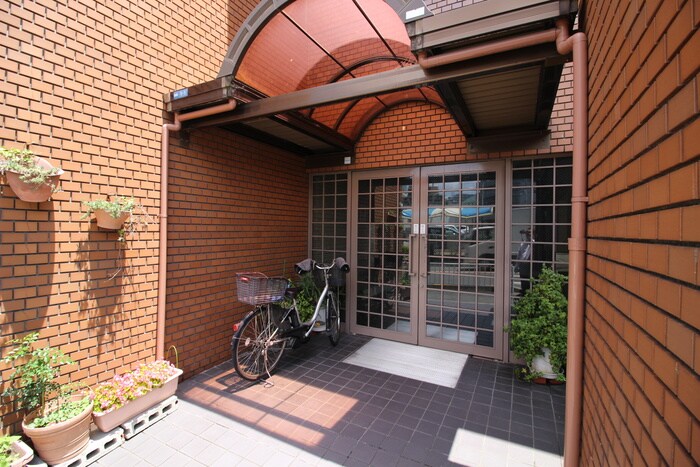 グランディ平井の物件外観写真