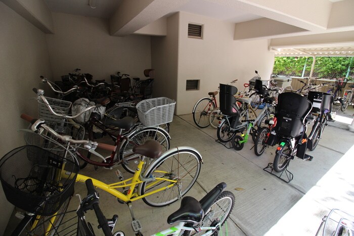 グランディ平井の物件外観写真