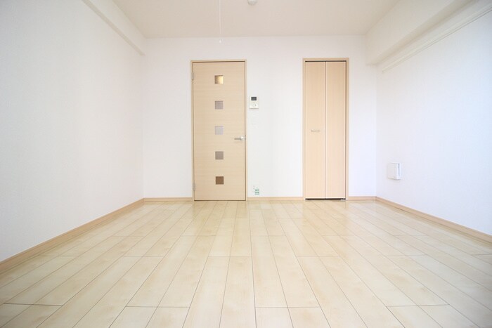 エトワール衣掛の物件内観写真