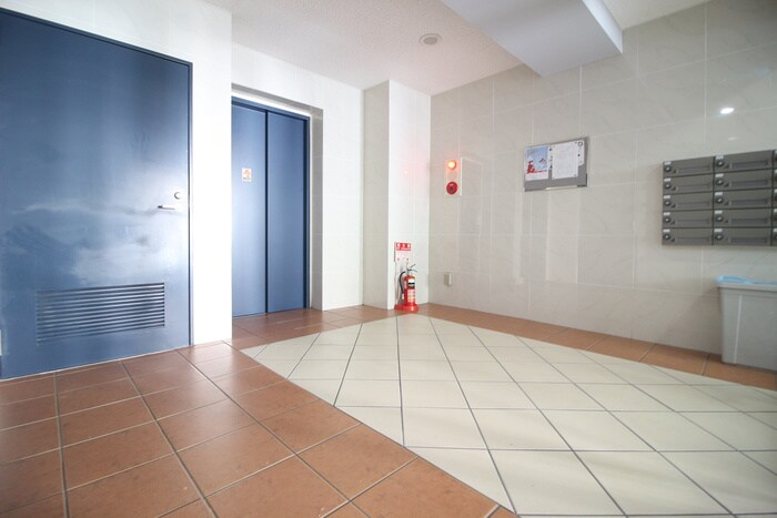 エトワール衣掛の物件外観写真