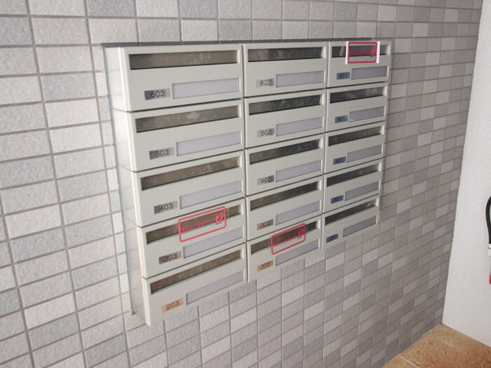 エトワール衣掛の物件外観写真