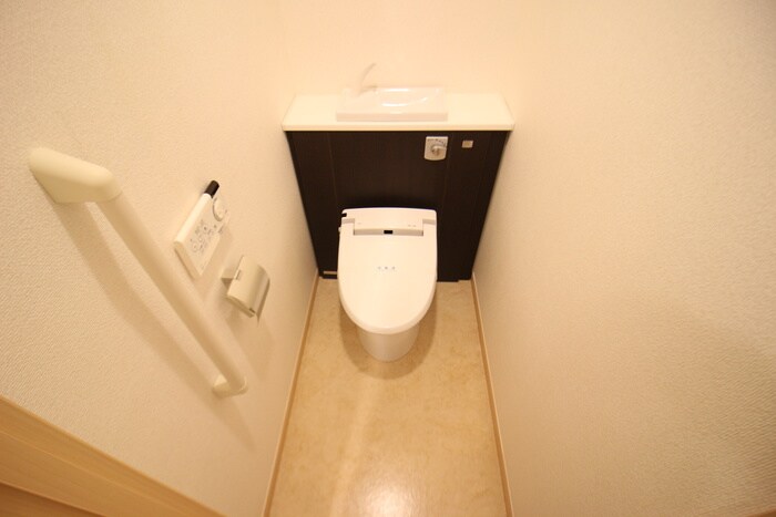 エトワール衣掛の物件内観写真