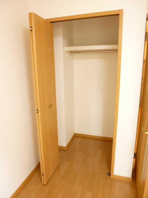 ア－バン御陵の物件内観写真