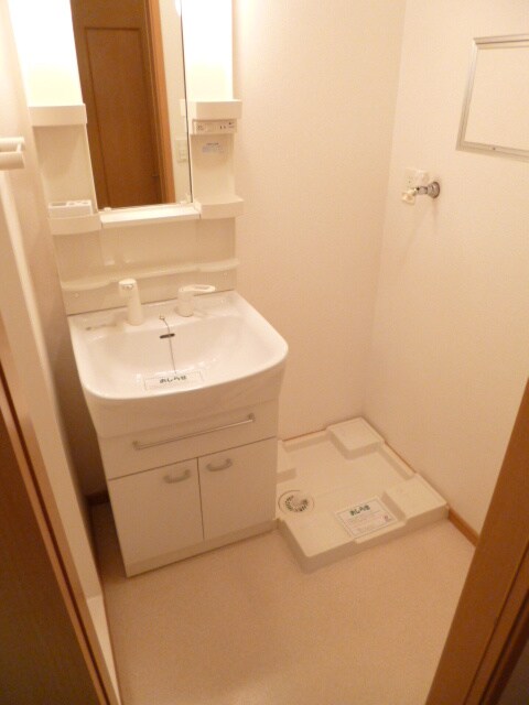 ア－バン御陵の物件内観写真