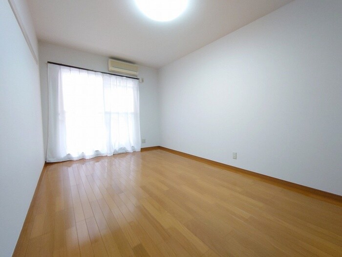 ヴィラ神戸Ⅲの物件内観写真