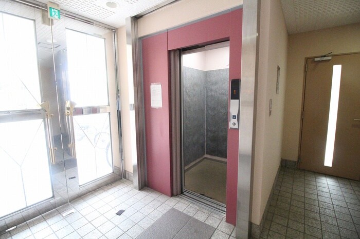 ヴィラ神戸Ⅲの物件外観写真