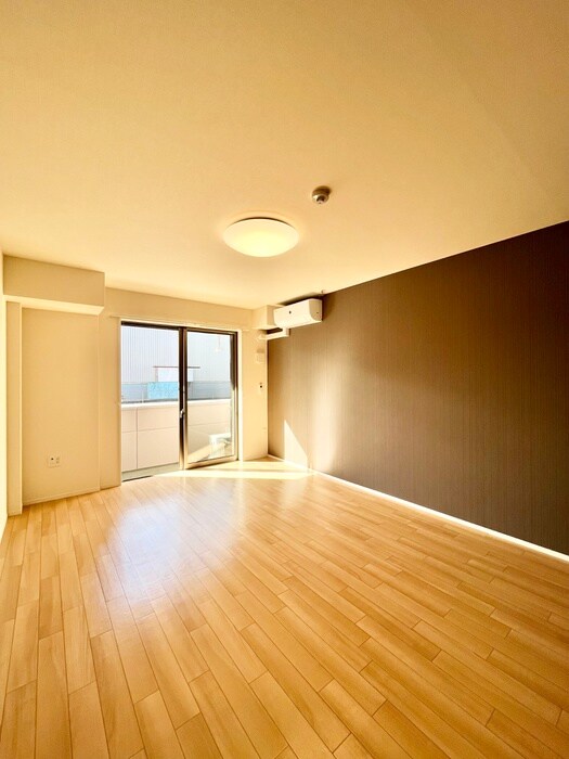 スタイリッシュレジデンスの物件内観写真