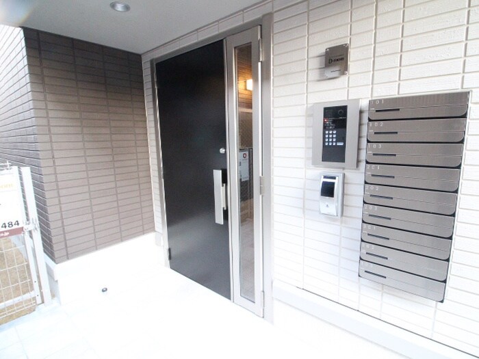 La Pause East Avenueの物件外観写真