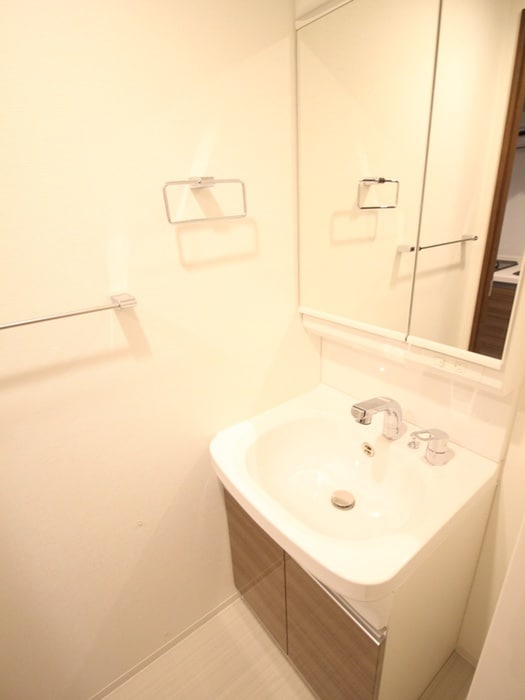 ﾌｫｰﾘｱﾗｲｽﾞ城東ﾌｧｲﾝ(901)の物件内観写真