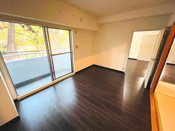 白鷹松下町マンションの物件内観写真