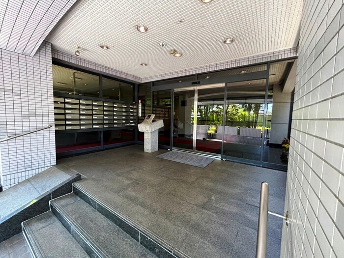 白鷹松下町マンションの物件外観写真