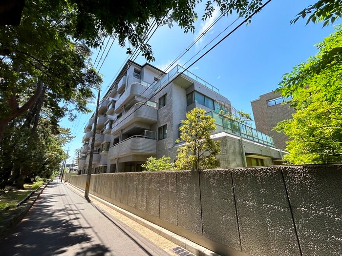 白鷹松下町マンションの物件外観写真