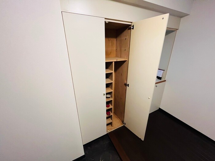 白鷹松下町マンションの物件内観写真