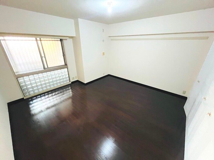 白鷹松下町マンションの物件内観写真