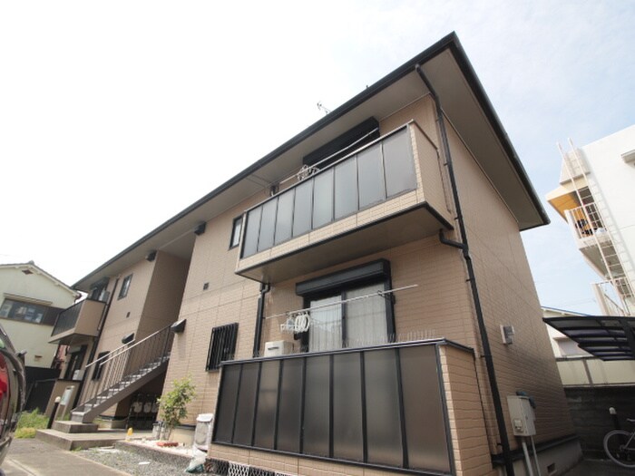 ハイツ・ツゥ・サティの物件外観写真