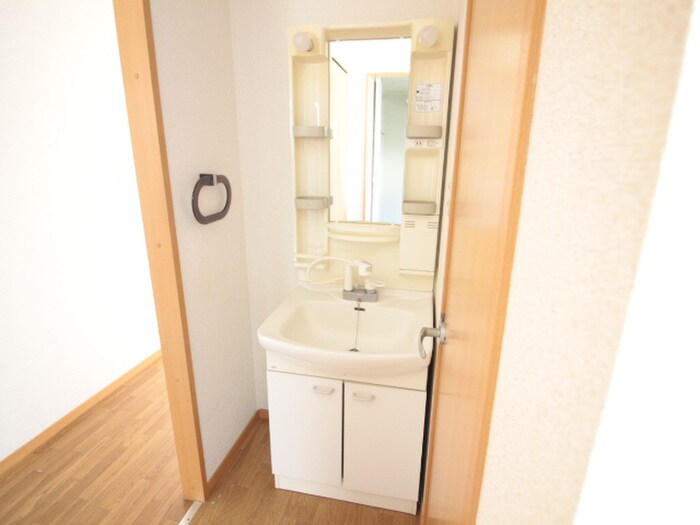 ハイツ・ツゥ・サティの物件内観写真