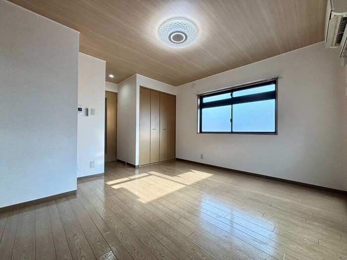 ＰＡＲＫ ＳＩＤＥ 秀泉の物件内観写真