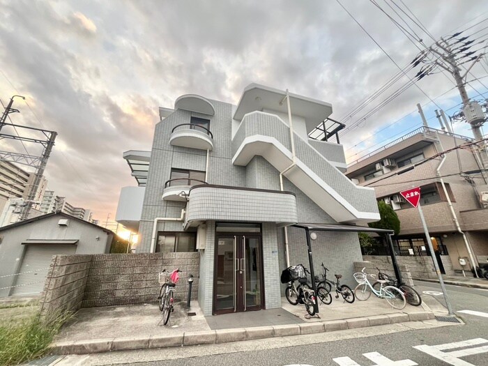 カーサミソノの物件外観写真