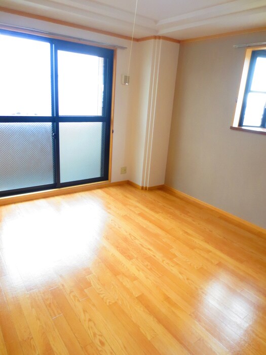 ＯＰＵＳ　ＯＮＥの物件内観写真