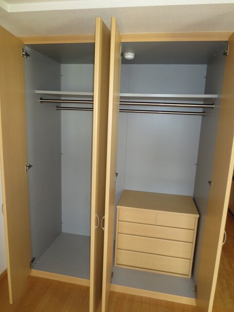 ＯＰＵＳ　ＯＮＥの物件内観写真