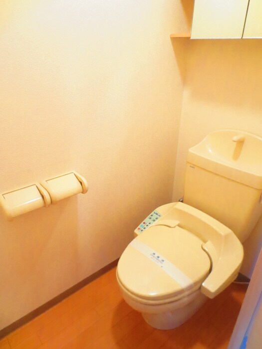 ＯＰＵＳ　ＯＮＥの物件内観写真