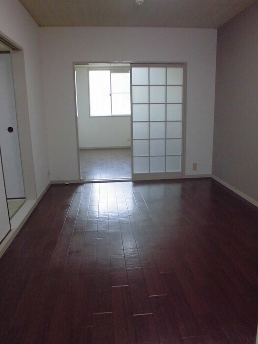 チェリーハイツ香里の物件内観写真