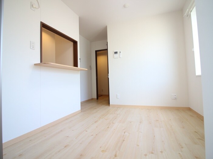 Lumbini桜塚の物件内観写真