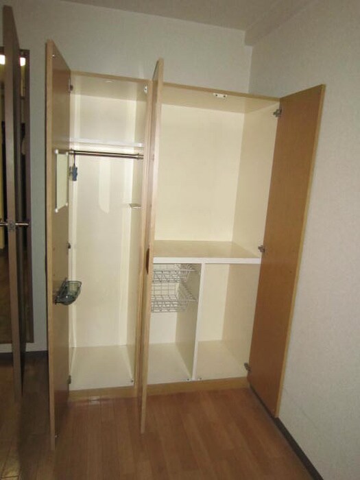 ホルス２４０の物件内観写真