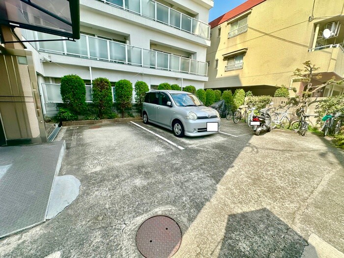 岡町グリ－ンハイツの物件外観写真