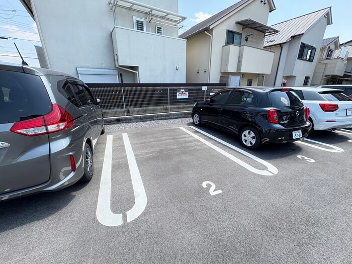 D-room瀬戸川の物件外観写真