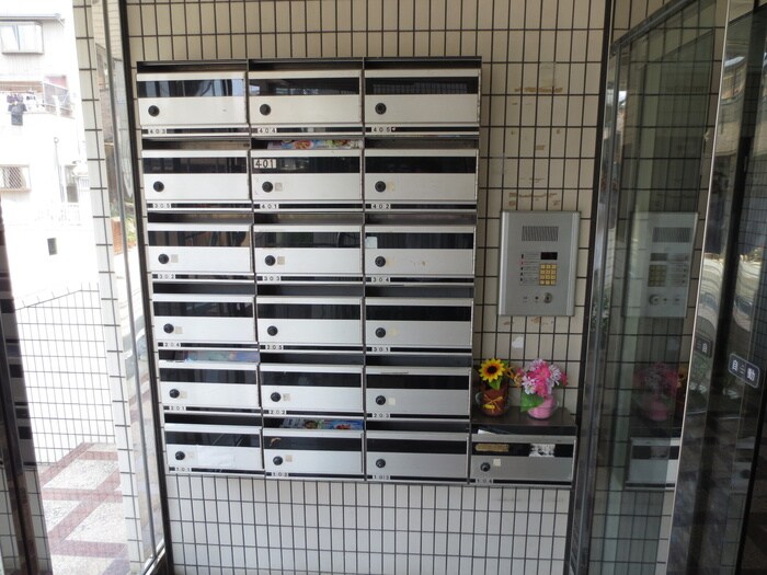 ら・ぽ-るの物件外観写真