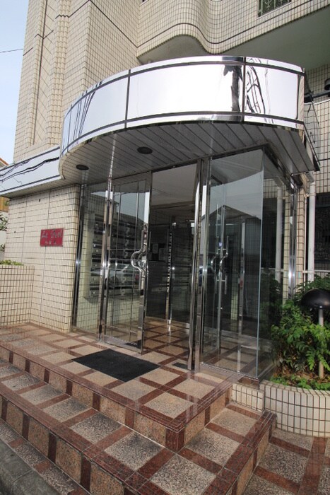 ら・ぽ-るの物件外観写真