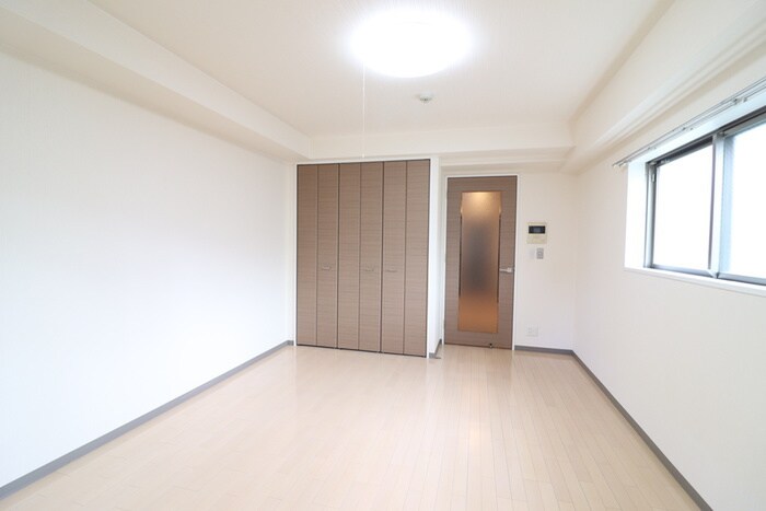 ロイヤルメゾン尼崎ガーデンの物件内観写真