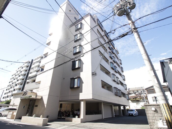 ドミールナカオカの物件外観写真