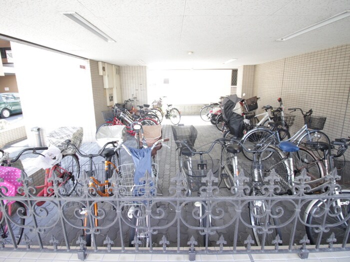 ドミールナカオカの物件外観写真