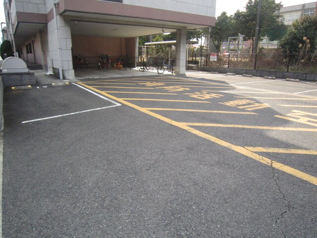 メゾン・ﾄﾞｩ･スリジェの物件外観写真