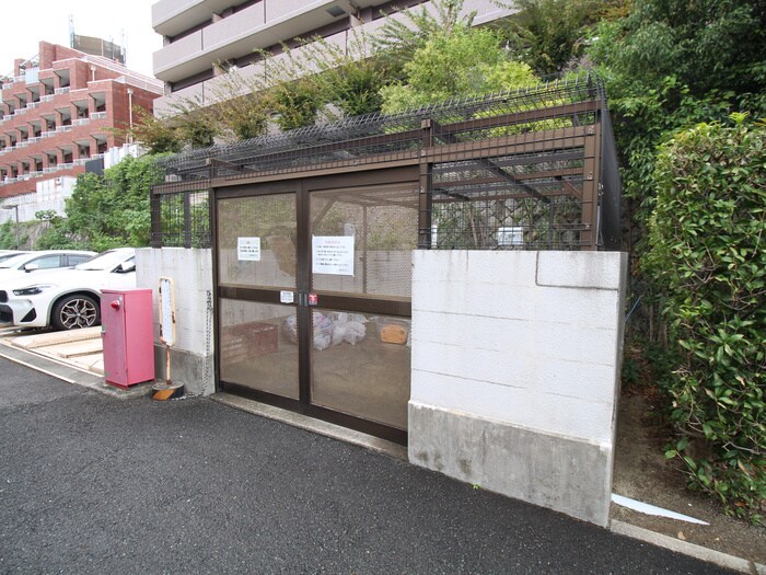 ウィステリア千里の物件外観写真