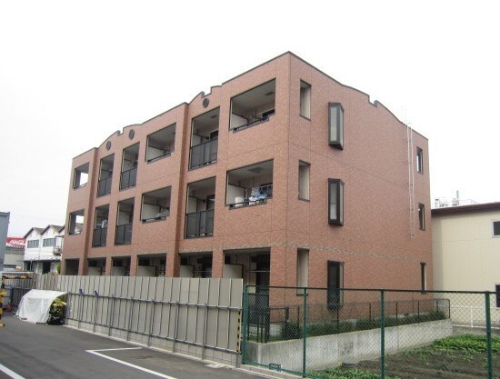 プリマヴェ－ラの物件外観写真