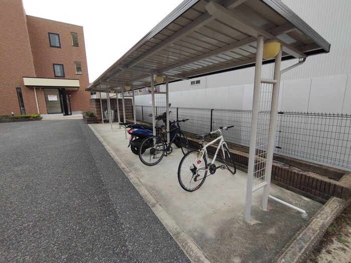 プリマヴェ－ラの物件外観写真