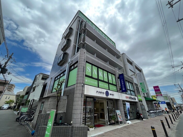 シェリ－ル茨木の物件外観写真