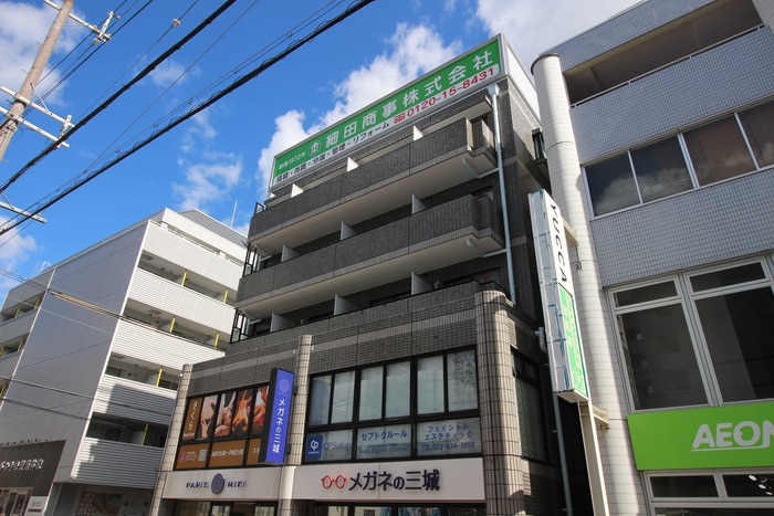 シェリ－ル茨木の物件外観写真