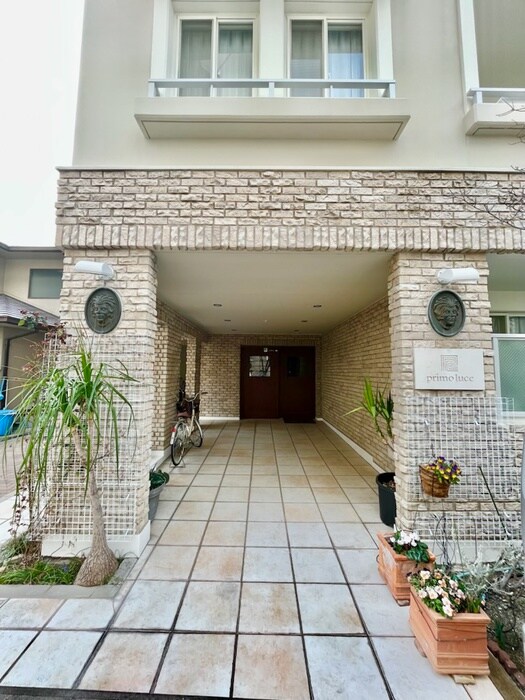 プリモルーチェの物件外観写真