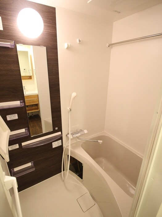 セレニテ天満橋アリアの物件内観写真