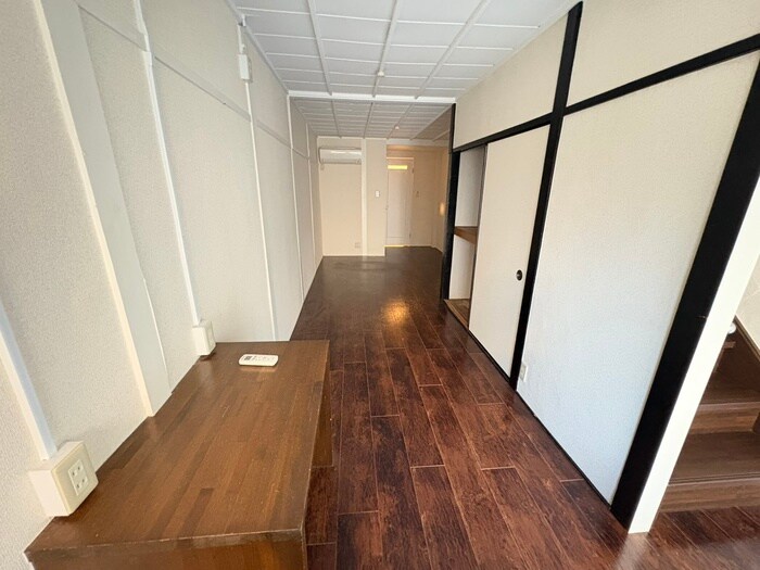 小笹様芝野町貸家の物件内観写真