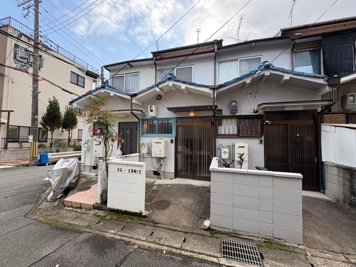 小笹様芝野町貸家の物件外観写真