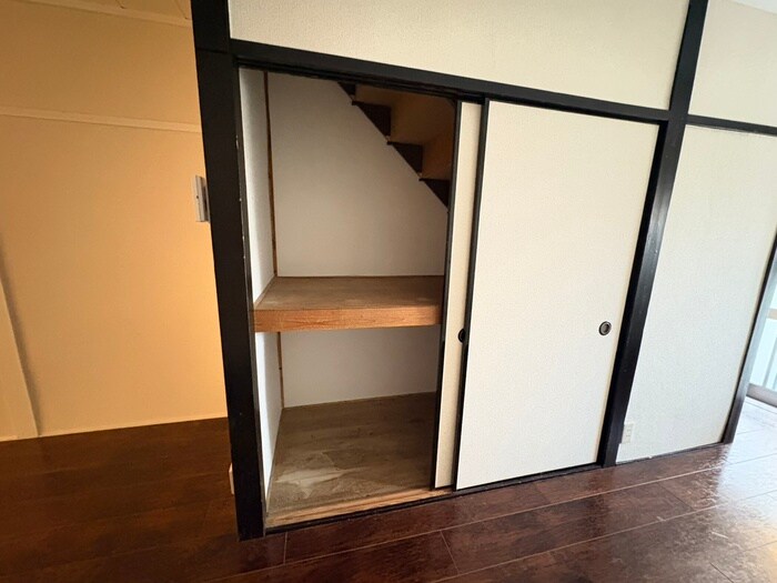 小笹様芝野町貸家の物件内観写真