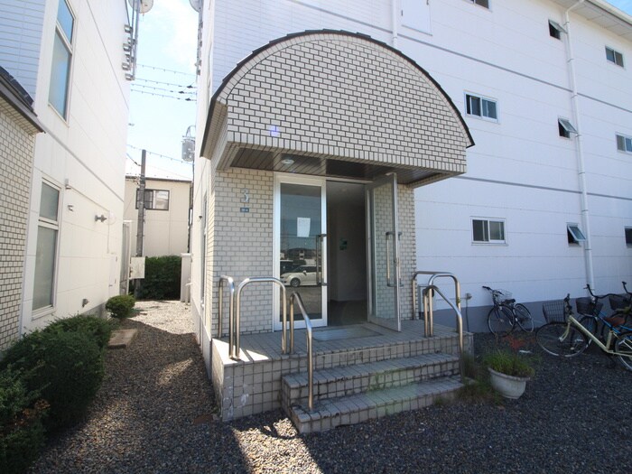 ハイツ高樋３の物件外観写真