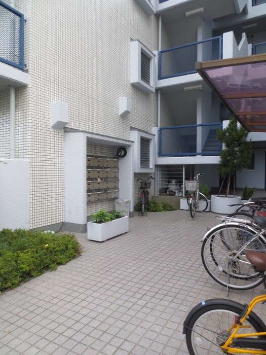 ２０ＨＯＵＳＥの物件外観写真