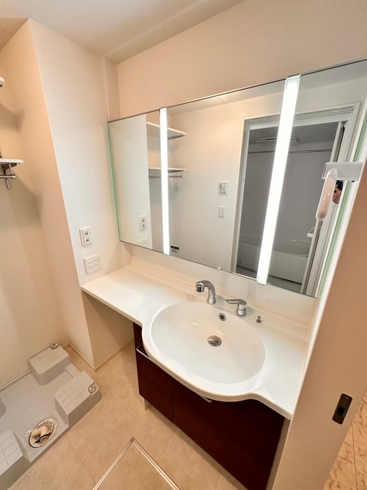 ヴィア・ラッテアの物件内観写真