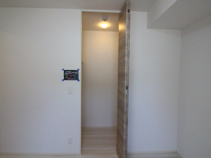 ヴィア・ラッテアの物件内観写真